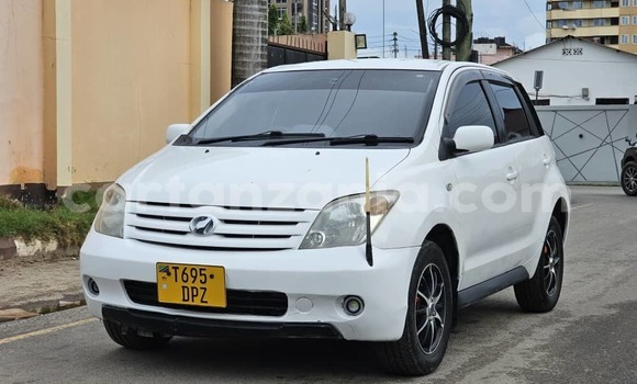 Nunua Ilio tumika Toyota IST Nyeupe Gari ndani ya Ilala nchini Dar es Salaam Nunua Ilio tumika Toyota IST Nyeupe Gari ndani ya Ilala nchini Dar es Salaam