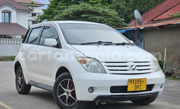 Nunua Ilio tumika Toyota IST Nyeupe Gari ndani ya Ilala nchini Dar es Salaam Nunua Ilio tumika Toyota IST Nyeupe Gari ndani ya Ilala nchini Dar es Salaam