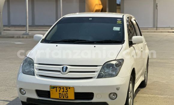 Nunua Ilio tumika Toyota IST Nyeupe Gari ndani ya Ilala nchini Dar es Salaam Nunua Ilio tumika Toyota IST Nyeupe Gari ndani ya Ilala nchini Dar es Salaam