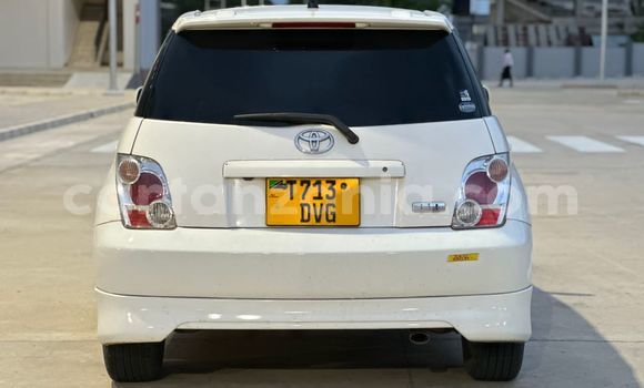 Nunua Ilio tumika Toyota IST Nyeupe Gari ndani ya Ilala nchini Dar es Salaam Nunua Ilio tumika Toyota IST Nyeupe Gari ndani ya Ilala nchini Dar es Salaam