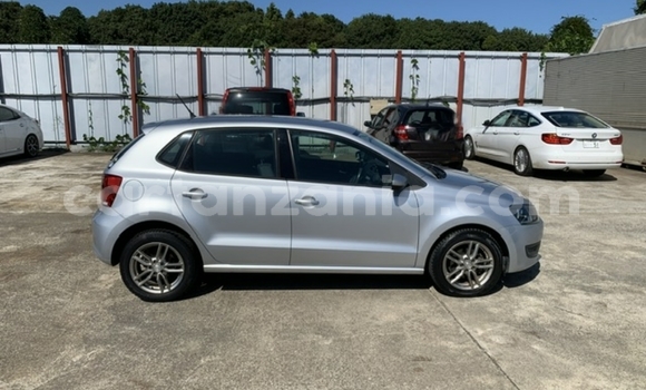 Nunua Imported Volkswagen Polo Fedha Gari ndani ya Dar es Salaam nchini Dar es Salaam Nunua Imported Volkswagen Polo Fedha Gari ndani ya Dar es Salaam nchini Dar es Salaam
