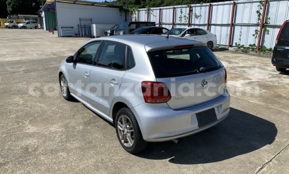 Nunua Imported Volkswagen Polo Fedha Gari ndani ya Dar es Salaam nchini Dar es Salaam Nunua Imported Volkswagen Polo Fedha Gari ndani ya Dar es Salaam nchini Dar es Salaam