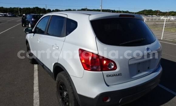 Buy Import Nissan Dualis Silver Car in Dar es Salaam in Dar es Salaam Buy Import Nissan Dualis Silver Car in Dar es Salaam in Dar es Salaam