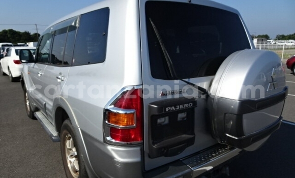 Nunua Imported Mitsubishi Pajero Fedha Gari ndani ya Dar es Salaam nchini Dar es Salaam Nunua Imported Mitsubishi Pajero Fedha Gari ndani ya Dar es Salaam nchini Dar es Salaam