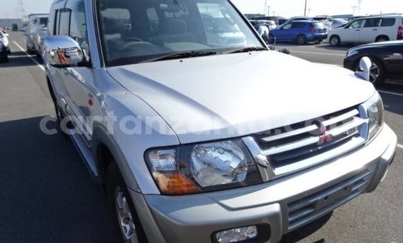 Nunua Imported Mitsubishi Pajero Fedha Gari ndani ya Dar es Salaam nchini Dar es Salaam Nunua Imported Mitsubishi Pajero Fedha Gari ndani ya Dar es Salaam nchini Dar es Salaam
