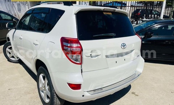 Nunua Mpya Toyota RAV4 Nyeupe Gari ndani ya Dar es Salaam nchini Dar es Salaam Nunua Mpya Toyota RAV4 Nyeupe Gari ndani ya Dar es Salaam nchini Dar es Salaam