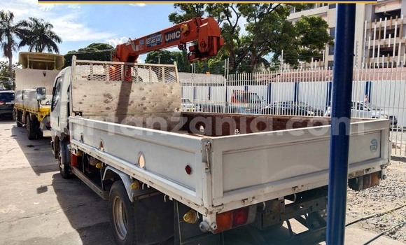 Buy New Mitsubishi L400 White Truck in Dar es Salaam in Dar es Salaam Buy New Mitsubishi L400 White Truck in Dar es Salaam in Dar es Salaam