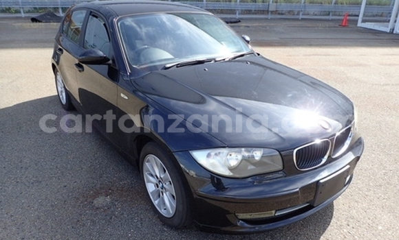 Nunua Imported BMW 1-Series Nyeusi Gari ndani ya Dar es Salaam nchini Dar es Salaam Nunua Imported BMW 1-Series Nyeusi Gari ndani ya Dar es Salaam nchini Dar es Salaam