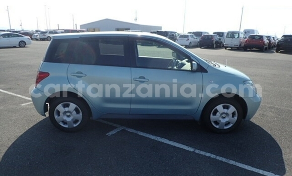 Buy Import Toyota IST Blue Car in Dar es Salaam in Dar es Salaam Buy Import Toyota IST Blue Car in Dar es Salaam in Dar es Salaam