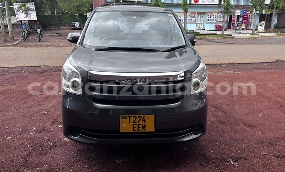 Buy Import Toyota Noah Other Car in Moshi in Kilimanjaro Buy Import Toyota Noah Other Car in Moshi in Kilimanjaro