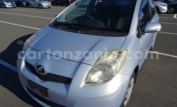 Nunua Imported Toyota Vitz Nyingine Gari ndani ya Dar es Salaam nchini Dar es Salaam Nunua Imported Toyota Vitz Nyingine Gari ndani ya Dar es Salaam nchini Dar es Salaam