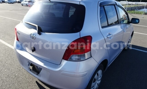 Nunua Imported Toyota Vitz Nyingine Gari ndani ya Dar es Salaam nchini Dar es Salaam Nunua Imported Toyota Vitz Nyingine Gari ndani ya Dar es Salaam nchini Dar es Salaam