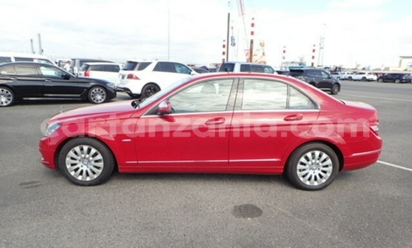 Nunua Imported Mercedes‒Benz C–Class Nyekundu Gari ndani ya Dar es Salaam nchini Dar es Salaam Nunua Imported Mercedes‒Benz C–Class Nyekundu Gari ndani ya Dar es Salaam nchini Dar es Salaam