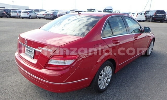 Nunua Imported Mercedes‒Benz C–Class Nyekundu Gari ndani ya Dar es Salaam nchini Dar es Salaam Nunua Imported Mercedes‒Benz C–Class Nyekundu Gari ndani ya Dar es Salaam nchini Dar es Salaam