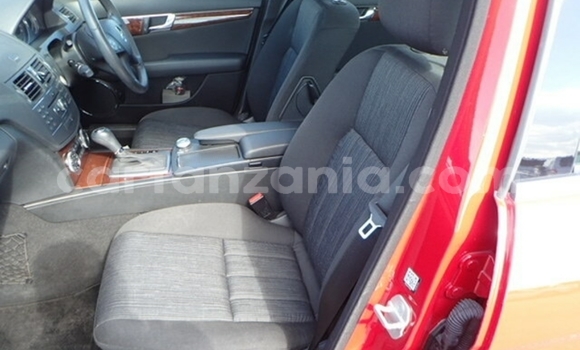 Nunua Imported Mercedes‒Benz C–Class Nyekundu Gari ndani ya Dar es Salaam nchini Dar es Salaam Nunua Imported Mercedes‒Benz C–Class Nyekundu Gari ndani ya Dar es Salaam nchini Dar es Salaam