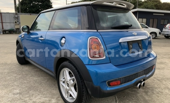 Nunua Imported Mini Cooper Bluu Gari ndani ya Dar es Salaam nchini Dar es Salaam Nunua Imported Mini Cooper Bluu Gari ndani ya Dar es Salaam nchini Dar es Salaam