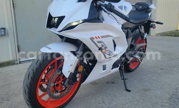 Buy New Yamaha YZF White Bike in Biharamulo in Kagera Buy New Yamaha YZF White Bike in Biharamulo in Kagera