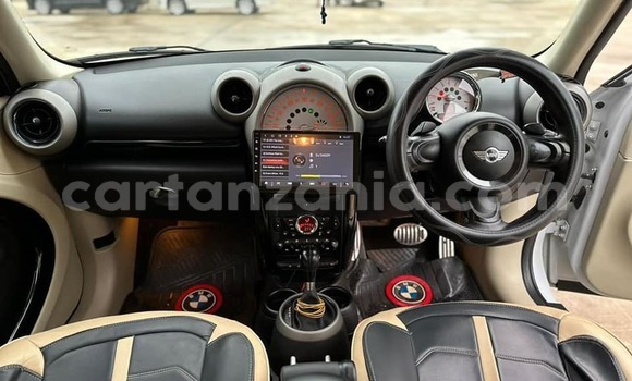 Nunua Ilio tumika Mini Cooper Nyeupe Gari ndani ya Biharamulo nchini Kagera Nunua Ilio tumika Mini Cooper Nyeupe Gari ndani ya Biharamulo nchini Kagera