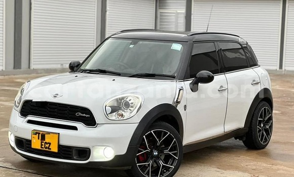 Nunua Ilio tumika Mini Cooper Nyeupe Gari ndani ya Biharamulo nchini Kagera Nunua Ilio tumika Mini Cooper Nyeupe Gari ndani ya Biharamulo nchini Kagera