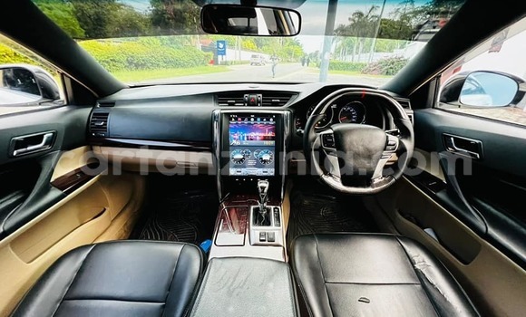 Buy Used Toyota Mark X White Car in Buhigwe in Kigoma Buy Used Toyota Mark X White Car in Buhigwe in Kigoma