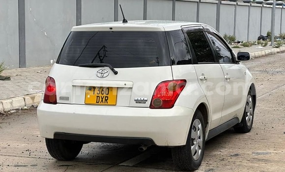 Buy Used Toyota IST White Car in Dar es Salaam in Dar es Salaam Buy Used Toyota IST White Car in Dar es Salaam in Dar es Salaam