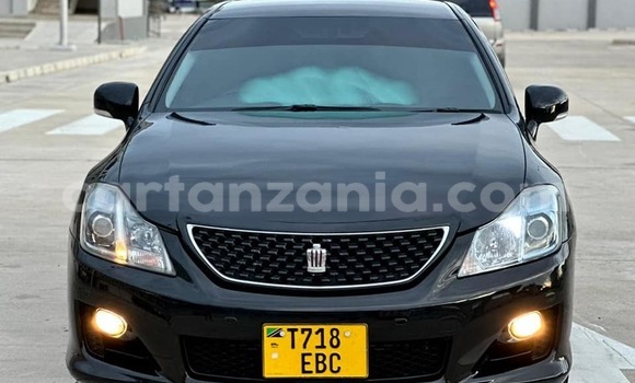 Buy Used Toyota Crown Black Car in Dar es Salaam in Dar es Salaam Buy Used Toyota Crown Black Car in Dar es Salaam in Dar es Salaam