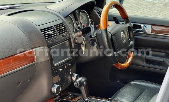 Nunua Ilio tumika Volkswagen Touareg Nyingine Gari ndani ya Dar es Salaam nchini Dar es Salaam Nunua Ilio tumika Volkswagen Touareg Nyingine Gari ndani ya Dar es Salaam nchini Dar es Salaam