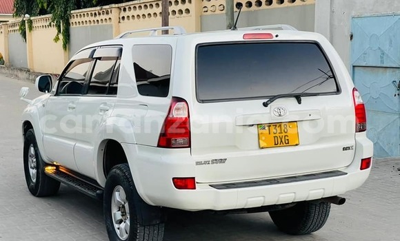 Buy Used Toyota Surf White Car in Dar es Salaam in Dar es Salaam Buy Used Toyota Surf White Car in Dar es Salaam in Dar es Salaam
