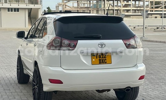 Buy Used Toyota Harrier White Car in Dar es Salaam in Dar es Salaam Buy Used Toyota Harrier White Car in Dar es Salaam in Dar es Salaam