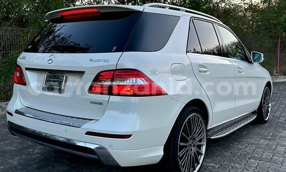 Buy Used Mercedes‒Benz ML–Class White Car in Dar es Salaam in Dar es Salaam Buy Used Mercedes‒Benz ML–Class White Car in Dar es Salaam in Dar es Salaam