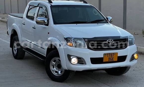 Buy Used Toyota Hiluxe VIGO White Car in Dar es Salaam in Dar es Salaam Buy Used Toyota Hiluxe VIGO White Car in Dar es Salaam in Dar es Salaam