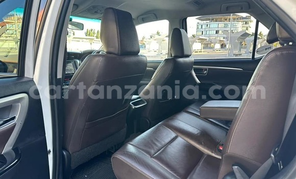 Buy Used Toyota Fortuner White Car in Dar es Salaam in Dar es Salaam Buy Used Toyota Fortuner White Car in Dar es Salaam in Dar es Salaam