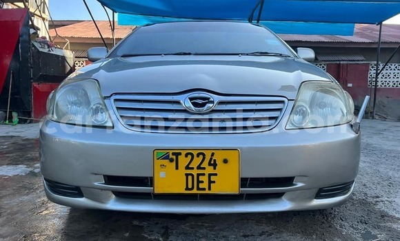 Nunua Ilio tumika Toyota Corolla Nyingine Gari ndani ya Dar es Salaam nchini Dar es Salaam