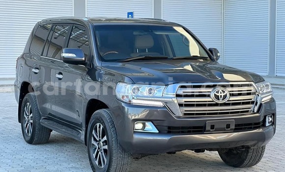 Buy Used Toyota Land Cruiser Black Car in Dar es Salaam in Dar es Salaam Buy Used Toyota Land Cruiser Black Car in Dar es Salaam in Dar es Salaam
