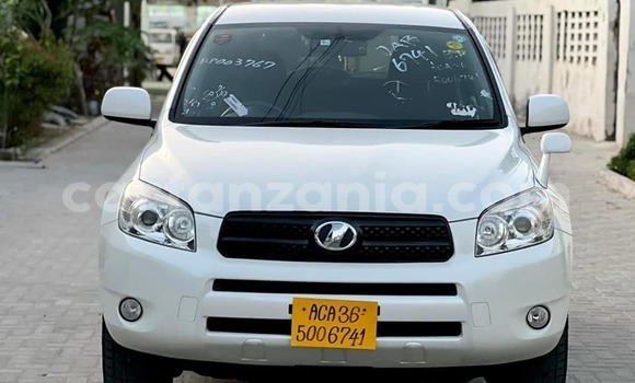 Nunua Ilio tumika Toyota RAV4 Nyeupe Gari ndani ya Dar es Salaam nchini Dar es Salaam Nunua Ilio tumika Toyota RAV4 Nyeupe Gari ndani ya Dar es Salaam nchini Dar es Salaam