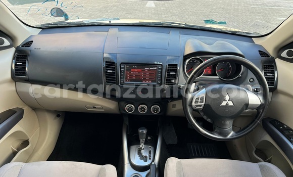 Buy Import Mitsubishi Outlander Silver Car in Dar es Salaam in Dar es Salaam Buy Import Mitsubishi Outlander Silver Car in Dar es Salaam in Dar es Salaam