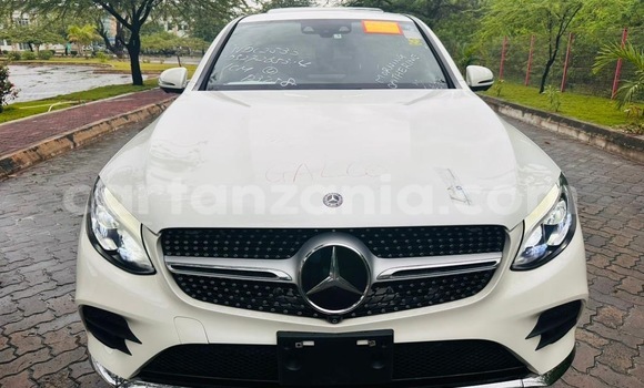 Buy Import Mercedes‒Benz GL–Class White Car in Dar es Salaam in Dar es Salaam Buy Import Mercedes‒Benz GL–Class White Car in Dar es Salaam in Dar es Salaam