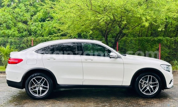 Buy Import Mercedes‒Benz GL–Class White Car in Dar es Salaam in Dar es Salaam Buy Import Mercedes‒Benz GL–Class White Car in Dar es Salaam in Dar es Salaam