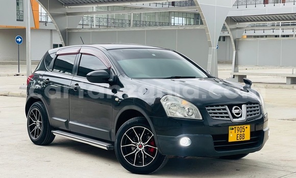 Nunua Ilio tumika Nissan Dualis Nyeusi Gari ndani ya Dar es Salaam nchini Dar es Salaam