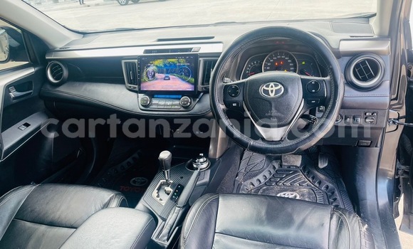 Nunua Ilio tumika Toyota RAV4 Nyeusi Gari ndani ya Dar es Salaam nchini Dar es Salaam Nunua Ilio tumika Toyota RAV4 Nyeusi Gari ndani ya Dar es Salaam nchini Dar es Salaam