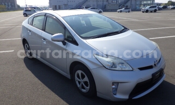 Buy Import Toyota Prius Silver Car in Dar es Salaam in Dar es Salaam Buy Import Toyota Prius Silver Car in Dar es Salaam in Dar es Salaam