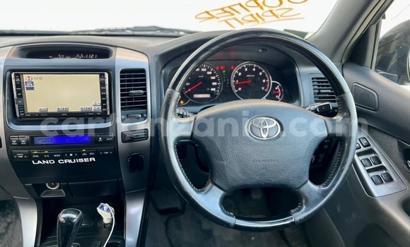 Nunua Imported Toyota Land Cruiser Prado Nyeusi Gari ndani ya Dar es Salaam nchini Dar es Salaam Nunua Imported Toyota Land Cruiser Prado Nyeusi Gari ndani ya Dar es Salaam nchini Dar es Salaam