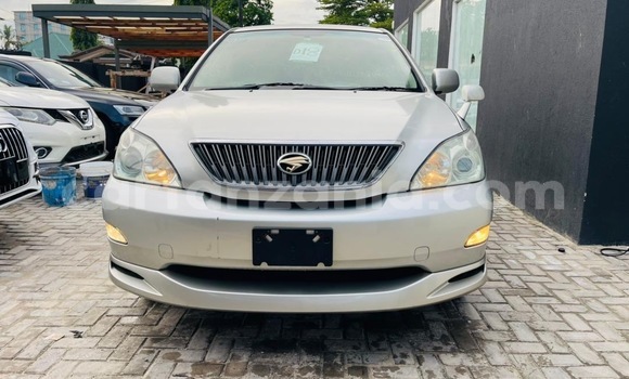 Nunua Imported Toyota Harrier Fedha Gari ndani ya Dar es Salaam nchini Dar es Salaam Nunua Imported Toyota Harrier Fedha Gari ndani ya Dar es Salaam nchini Dar es Salaam