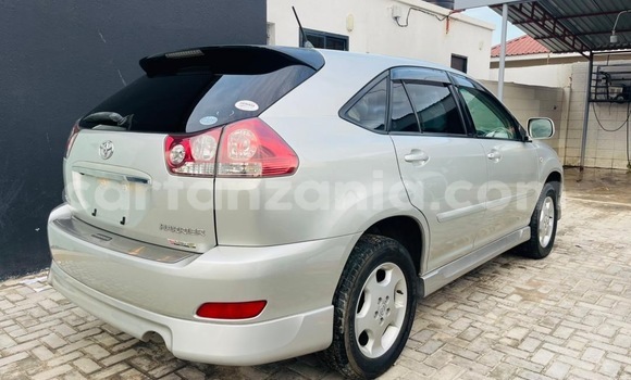 Nunua Imported Toyota Harrier Fedha Gari ndani ya Dar es Salaam nchini Dar es Salaam Nunua Imported Toyota Harrier Fedha Gari ndani ya Dar es Salaam nchini Dar es Salaam
