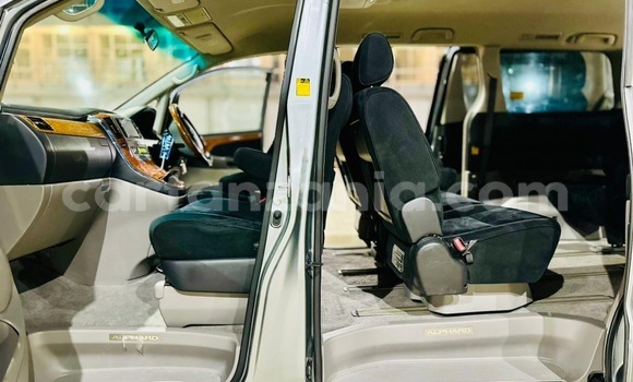 Buy Import Toyota Alphard Silver Car in Dar es Salaam in Dar es Salaam Buy Import Toyota Alphard Silver Car in Dar es Salaam in Dar es Salaam