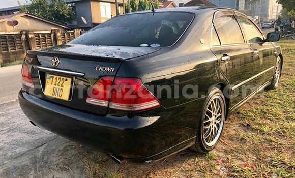 Nunua Ilio tumika Toyota Crown Nyeusi Gari ndani ya Dar es Salaam nchini Dar es Salaam Nunua Ilio tumika Toyota Crown Nyeusi Gari ndani ya Dar es Salaam nchini Dar es Salaam