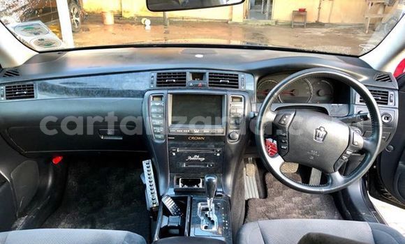 Nunua Ilio tumika Toyota Crown Nyeusi Gari ndani ya Dar es Salaam nchini Dar es Salaam Nunua Ilio tumika Toyota Crown Nyeusi Gari ndani ya Dar es Salaam nchini Dar es Salaam