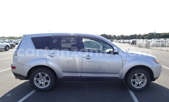 Nunua Imported Mitsubishi Outlander Fedha Gari ndani ya Dar es Salaam nchini Dar es Salaam Nunua Imported Mitsubishi Outlander Fedha Gari ndani ya Dar es Salaam nchini Dar es Salaam