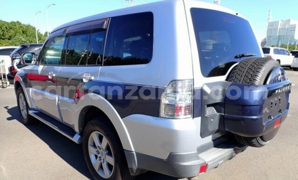 Buy Import Mitsubishi Pajero Silver Car in Dar es Salaam in Dar es Salaam Buy Import Mitsubishi Pajero Silver Car in Dar es Salaam in Dar es Salaam