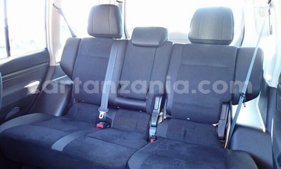 Buy Import Mitsubishi Pajero Silver Car in Dar es Salaam in Dar es Salaam Buy Import Mitsubishi Pajero Silver Car in Dar es Salaam in Dar es Salaam
